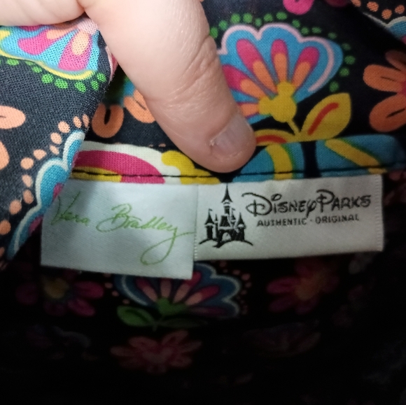 VERA BRADLEY Colorful Limited Edition Disney Black Quilted Crossbody Bag - Picture 7 of 11